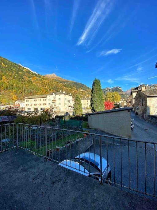 Casa Lalla Affittasi Nel Centro Di Poschiavo Exterior photo