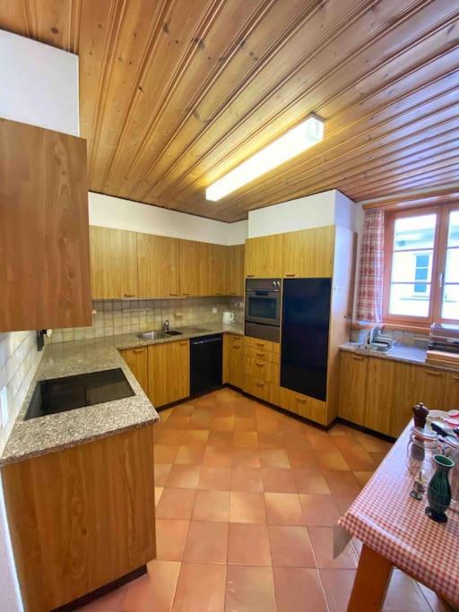 Casa Lalla Affittasi Nel Centro Di Poschiavo Exterior photo